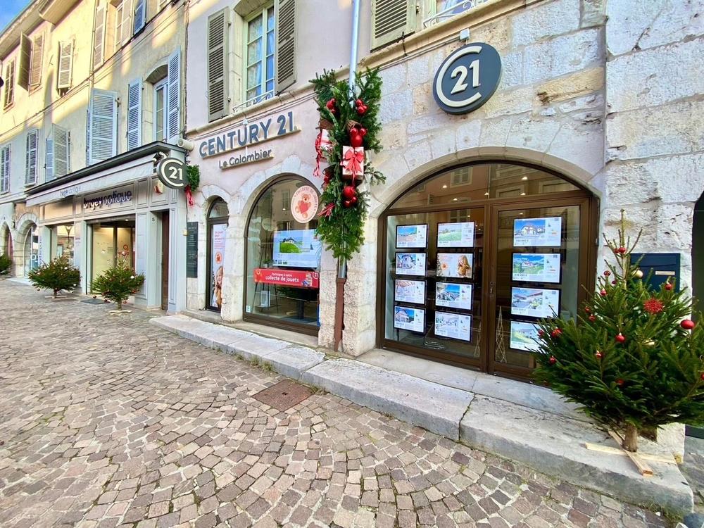 l'équipe de l'agence Le Colombier