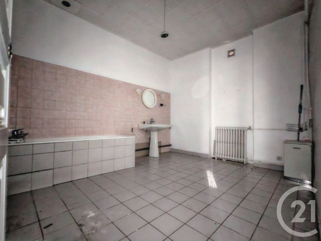 Appartement T4 à vendre - 4 pièces - 150.12 m2 - BELLEY - 01 - RHONE-ALPES - Century 21 Le Colombier