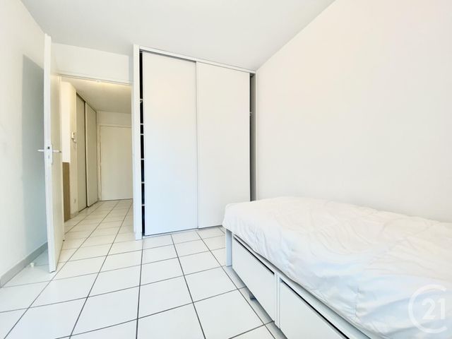 Appartement T3 à louer - 3 pièces - 52.8 m2 - BELLEY - 01 - RHONE-ALPES - Century 21 Le Colombier