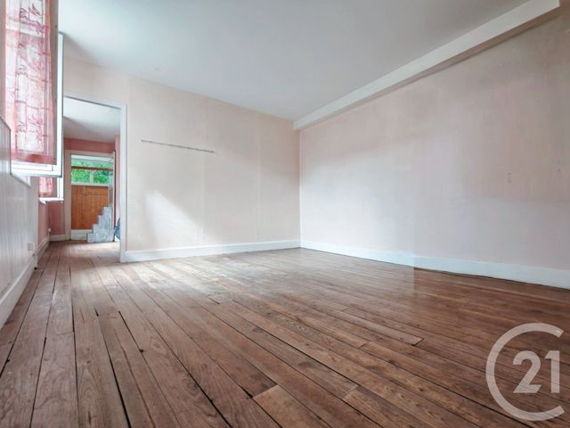 Appartement T3 à vendre - 4 pièces - 111.65 m2 - ST GENIX SUR GUIERS - 73 - RHONE-ALPES - Century 21 Le Colombier