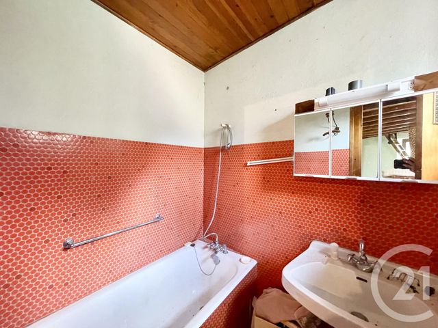 maison à vendre - 4 pièces - 114.54 m2 - PARVES ET NATTAGES - 01 - RHONE-ALPES - Century 21 Le Colombier