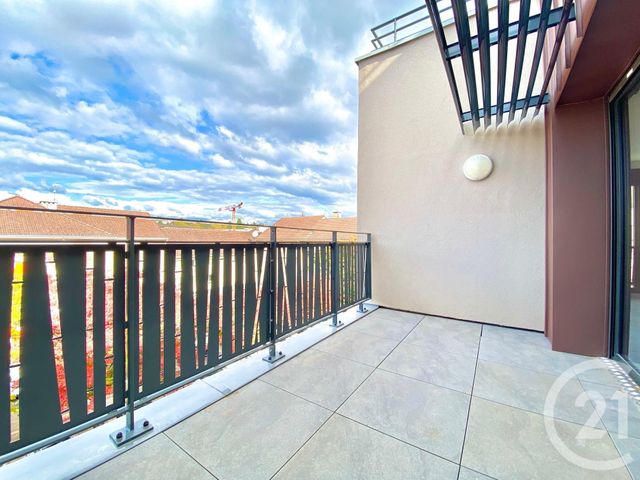 Appartement T3 à louer - 3 pièces - 72.32 m2 - BELLEY - 01 - RHONE-ALPES - Century 21 Le Colombier