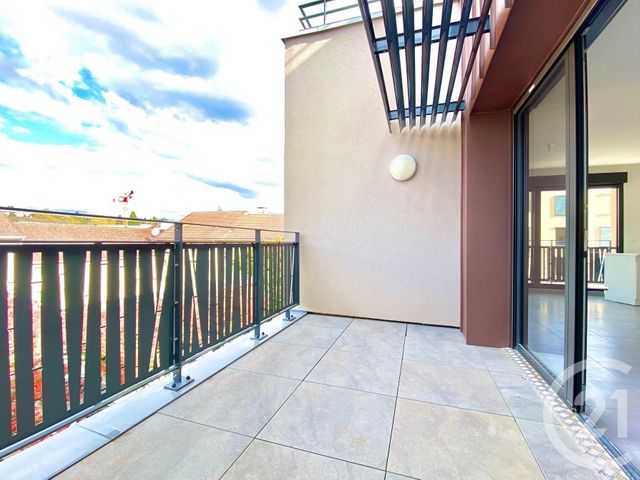 Appartement T3 à louer - 3 pièces - 72.32 m2 - BELLEY - 01 - RHONE-ALPES - Century 21 Le Colombier