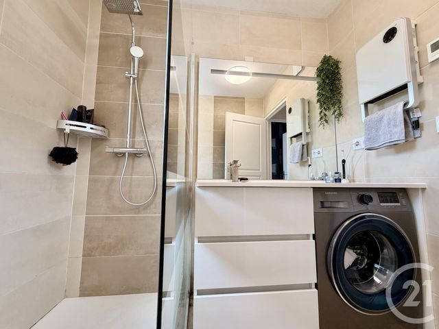 Appartement T3 à louer - 3 pièces - 63.17 m2 - BELLEY - 01 - RHONE-ALPES - Century 21 Le Colombier