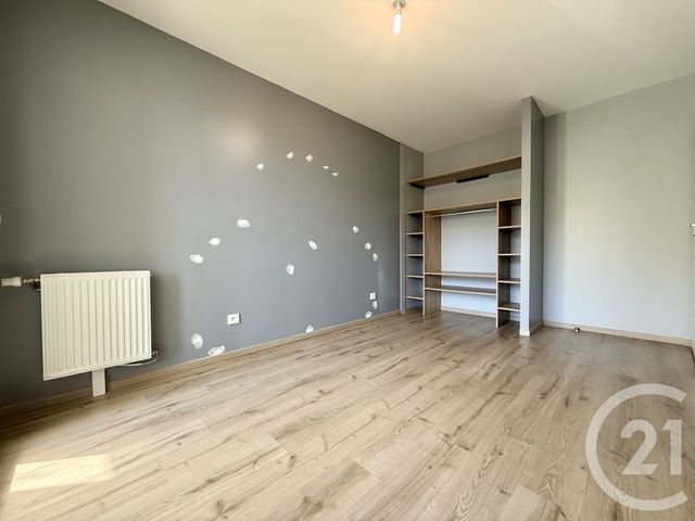 Appartement T3 à vendre - 3 pièces - 70.62 m2 - LE PONT DE BEAUVOISIN - 38 - RHONE-ALPES - Century 21 Le Colombier