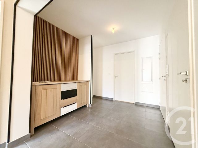 Appartement T3 à vendre - 3 pièces - 70.62 m2 - LE PONT DE BEAUVOISIN - 38 - RHONE-ALPES - Century 21 Le Colombier