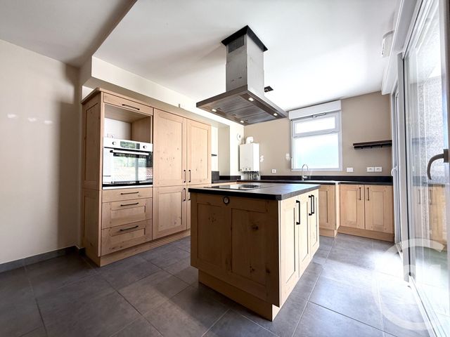 Appartement T3 à vendre - 3 pièces - 70.62 m2 - LE PONT DE BEAUVOISIN - 38 - RHONE-ALPES - Century 21 Le Colombier