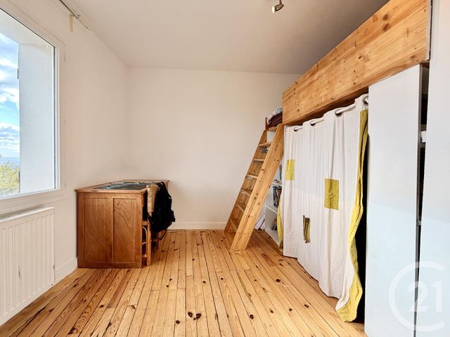 maison à vendre - 8 pièces - 180.1 m2 - ST GENIX SUR GUIERS - 73 - RHONE-ALPES - Century 21 Le Colombier