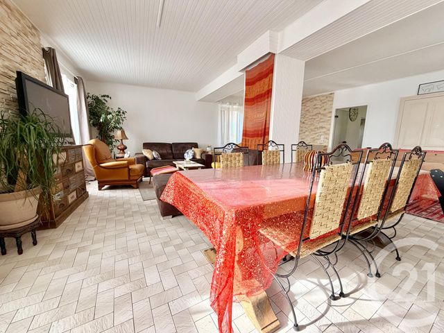 maison à vendre - 8 pièces - 180.1 m2 - ST GENIX SUR GUIERS - 73 - RHONE-ALPES - Century 21 Le Colombier