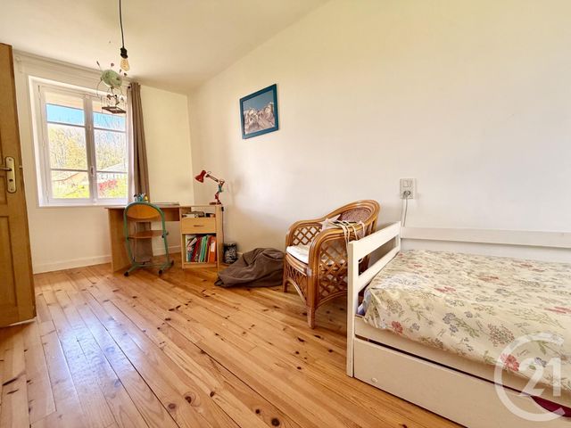 maison à vendre - 8 pièces - 180.1 m2 - ST GENIX SUR GUIERS - 73 - RHONE-ALPES - Century 21 Le Colombier