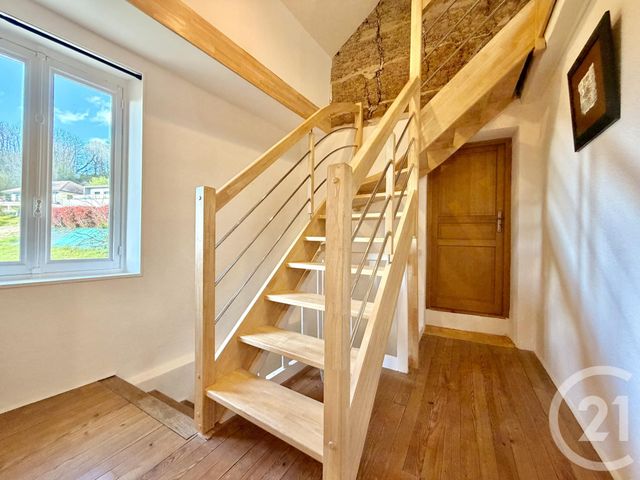 maison à vendre - 8 pièces - 180.1 m2 - ST GENIX SUR GUIERS - 73 - RHONE-ALPES - Century 21 Le Colombier