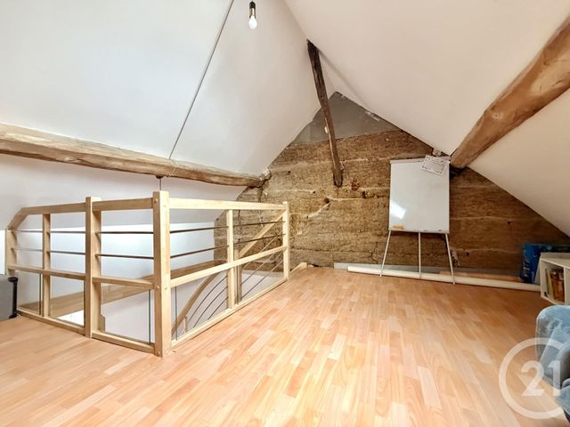 maison à vendre - 8 pièces - 180.1 m2 - ST GENIX SUR GUIERS - 73 - RHONE-ALPES - Century 21 Le Colombier