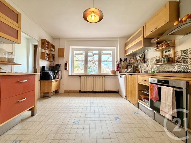 maison à vendre - 8 pièces - 180.1 m2 - ST GENIX SUR GUIERS - 73 - RHONE-ALPES - Century 21 Le Colombier