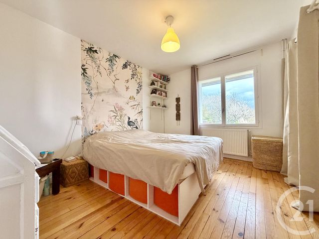 maison à vendre - 8 pièces - 180.1 m2 - ST GENIX SUR GUIERS - 73 - RHONE-ALPES - Century 21 Le Colombier