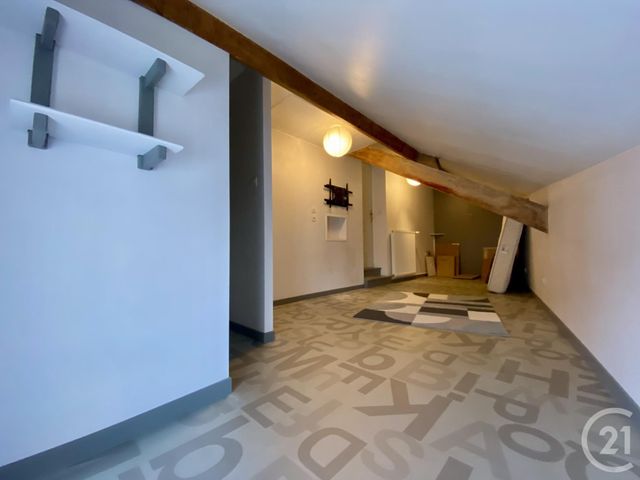 maison à vendre - 6 pièces - 116.85 m2 - LES AVENIERES VEYRINS THUELLIN - 38 - RHONE-ALPES - Century 21 Le Colombier