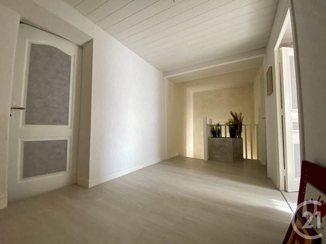 maison à vendre - 6 pièces - 116.85 m2 - LES AVENIERES VEYRINS THUELLIN - 38 - RHONE-ALPES - Century 21 Le Colombier