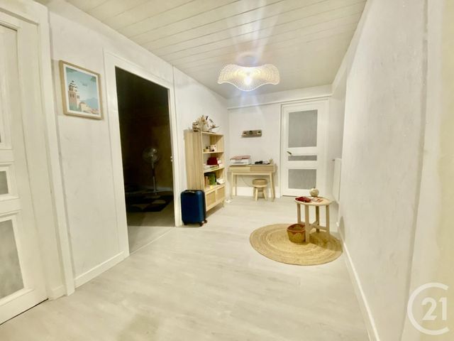 maison à vendre - 6 pièces - 116.85 m2 - LES AVENIERES VEYRINS THUELLIN - 38 - RHONE-ALPES - Century 21 Le Colombier