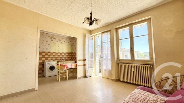 Appartement T3 à vendre - 3 pièces - 59.16 m2 - BELLEY - 01 - RHONE-ALPES - Century 21 Le Colombier
