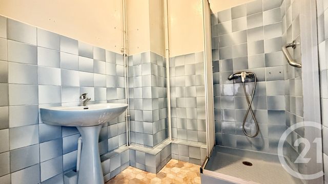 Appartement T3 à vendre - 3 pièces - 59.16 m2 - BELLEY - 01 - RHONE-ALPES - Century 21 Le Colombier