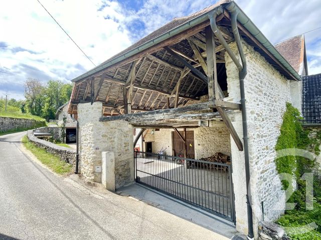 maison à vendre - 7 pièces - 157.2 m2 - PARVES ET NATTAGES - 01 - RHONE-ALPES - Century 21 Le Colombier