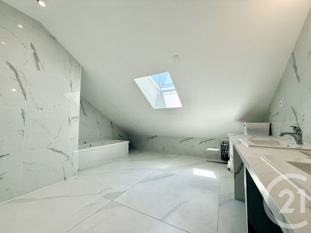 maison à vendre - 6 pièces - 210.0 m2 - BELLEY - 01 - RHONE-ALPES - Century 21 Le Colombier