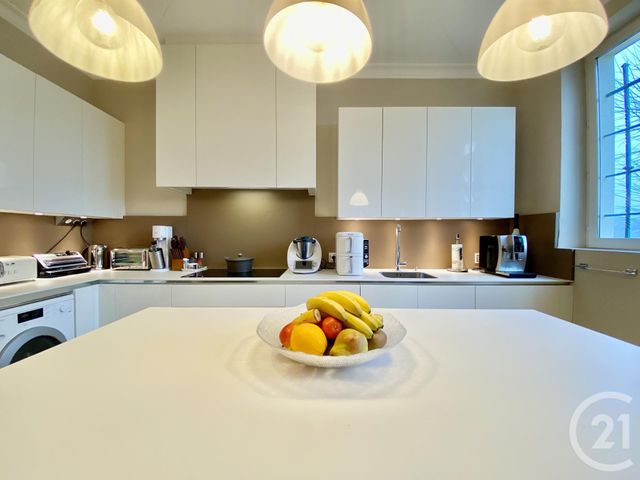 maison à vendre - 12 pièces - 290.0 m2 - LES AVENIERES VEYRINS THUELLIN - 38 - RHONE-ALPES - Century 21 Le Colombier