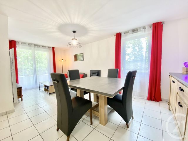 Appartement T3 à louer - 3 pièces - 52.8 m2 - BELLEY - 01 - RHONE-ALPES - Century 21 Le Colombier