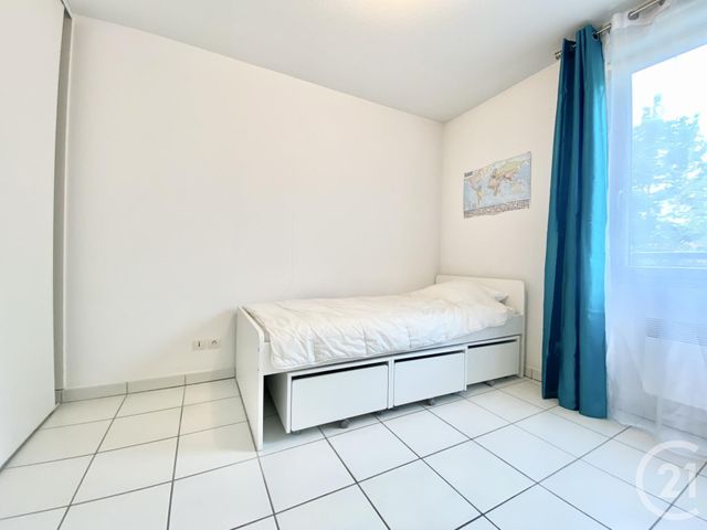 Appartement T3 à louer - 3 pièces - 52.8 m2 - BELLEY - 01 - RHONE-ALPES - Century 21 Le Colombier