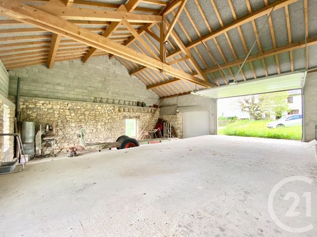 maison à vendre - 9 pièces - 282.55 m2 - CHAMPAGNE EN VALROMEY - 01 - RHONE-ALPES - Century 21 Le Colombier