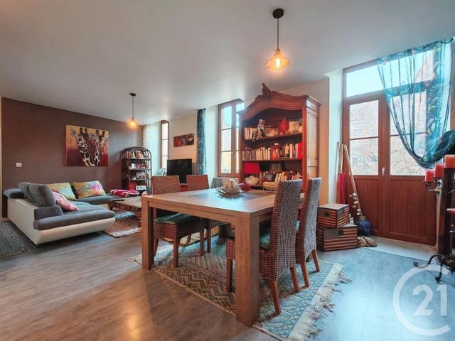 Appartement T3 à vendre - 3 pièces - 68.4 m2 - ST GENIX SUR GUIERS - 73 - RHONE-ALPES - Century 21 Le Colombier