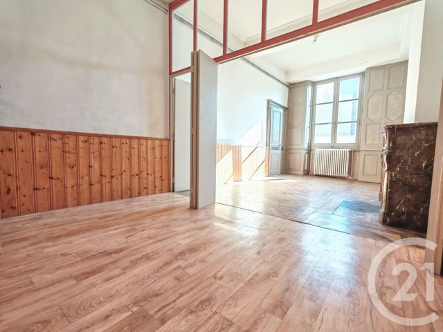 Afficher la photo en grand Appartement T3 à vendre - 3 pièces - 96.63 m2 - BELLEY - 01 - RHONE-ALPES - Century 21 Le Colombier