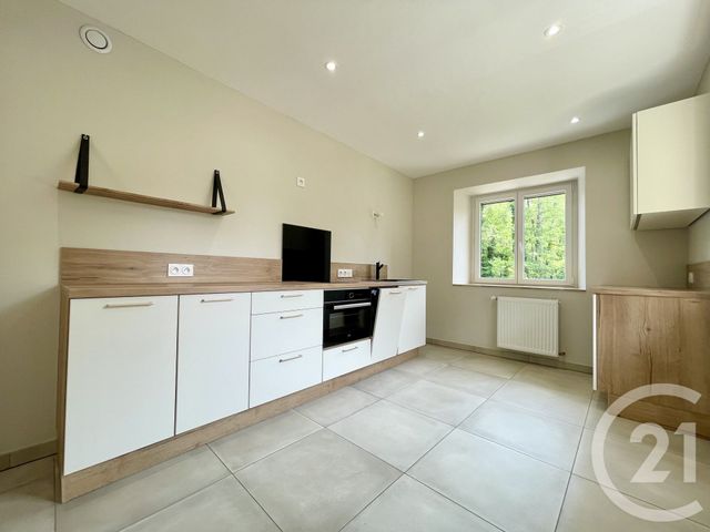 Appartement T3 à vendre - 3 pièces - 80.39 m2 - BELLEY - 01 - RHONE-ALPES - Century 21 Le Colombier